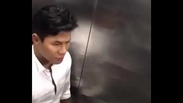 Big Sucking in the toilet Vincom was secretly filmed best Videos