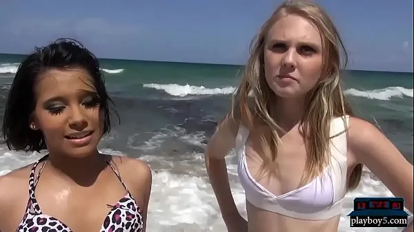 Big Amateur Teen am Strand abgeholt und in einem Van gefickt besten Videos