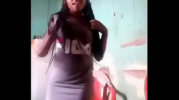 Big Woman records video dancing, showing her ass best Videos