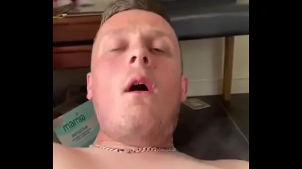 بڑے Martin J fucks himself with a cucumber and shows off his pleasure face! Exposed Heteroflexible faggot بہترین ویڈیوز