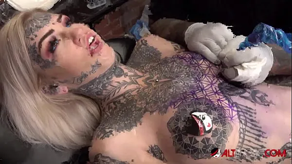 Big Sascha plays with Amber Luke while she gets tattooed best Videos