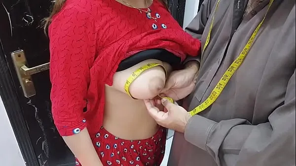 Desi indian Village Wife,s Ass Hole Fucked By Tailor In Exchange Of Her Clothes Stitching Charges Very Hot Clear Hindi Voiceأفضل مقاطع الفيديو