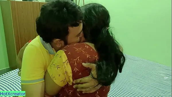 Большие Горячая бхабхи впервые занимается сексом с умным Деваром! бхабхи секс лучшие видео